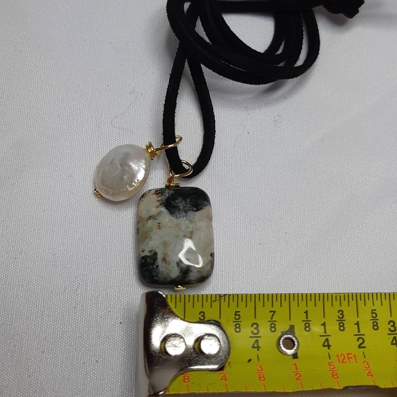 Dark Green Jasper and Genuine Coin Pearl Wire Wrap Necklace - Picture 8 of 8
